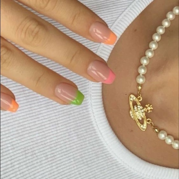 Meet your Posher, Emma - Picture 1 of 1